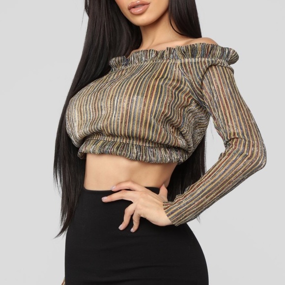 Fashion Nova Tops - Fashion Nova Crop Top